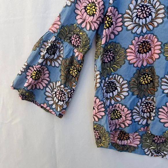 Ann Taylor Women's Top, size S, Split‎ Neck, Blue Floral, Softened Collection - Picture 7 of 14